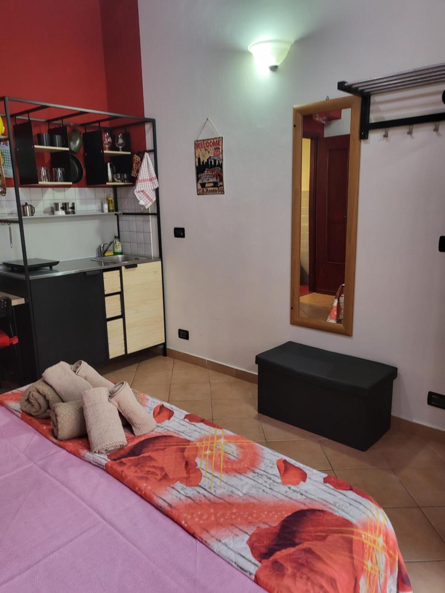 A Casa Di Ninni "Franca Room" Турин Экстерьер фото